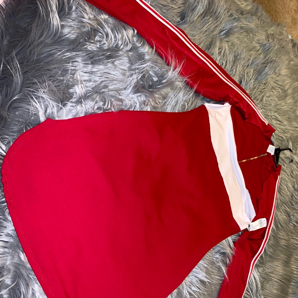 Brand new dress from Alaska